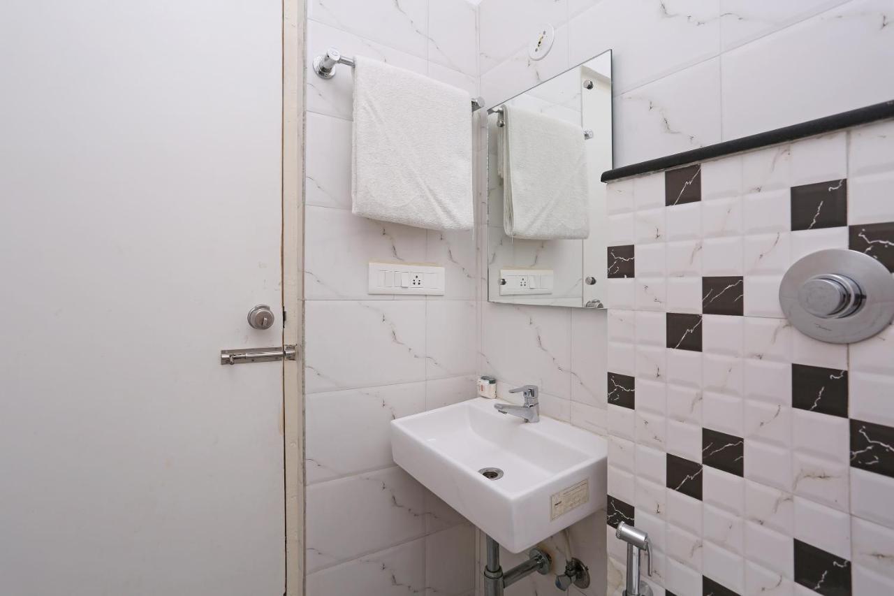Oyo 6447 Samasth Rooms And Suites Mysore Eksteriør bilde